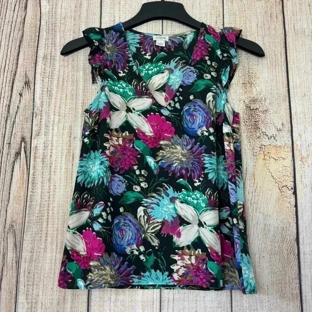 J.crew Womens Printed sleeveless Ruffle tops size 2